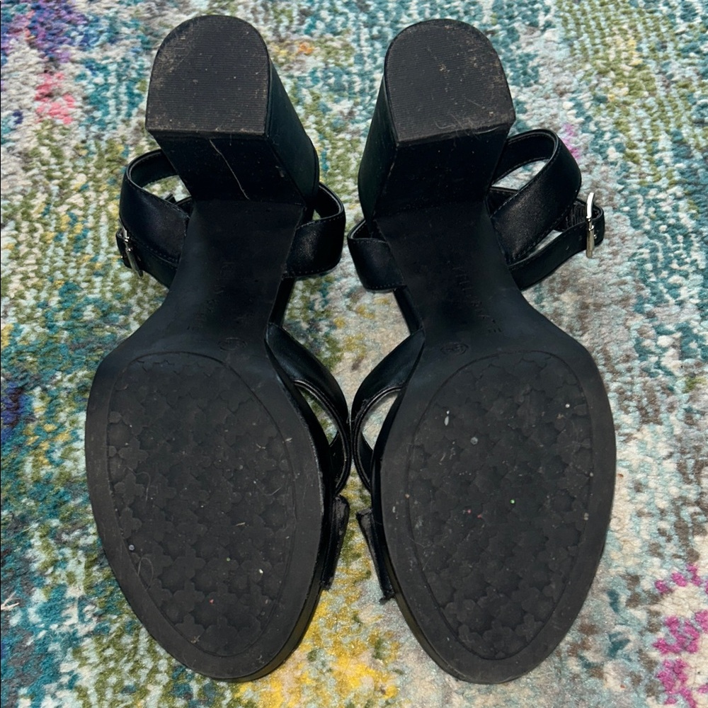 Kelly & Katie Black Crisscross Ankle Strap Block Heels - Picture 7 of 16